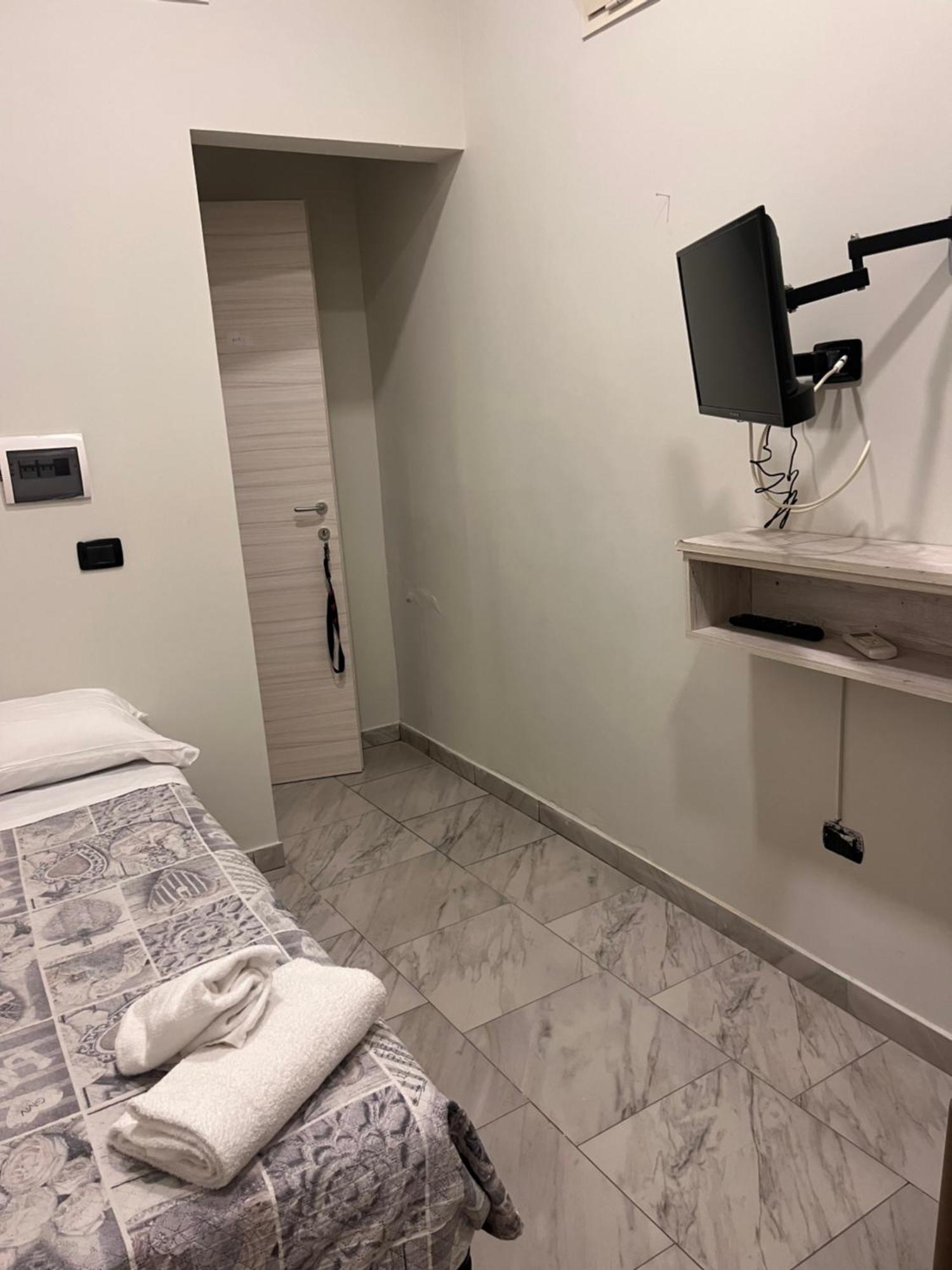 Oceania Hotels Napoli Экстерьер фото