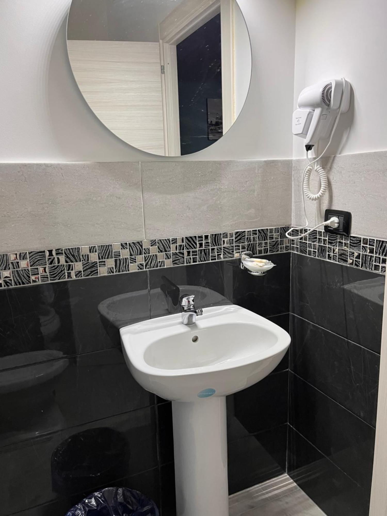 Oceania Hotels Napoli Экстерьер фото