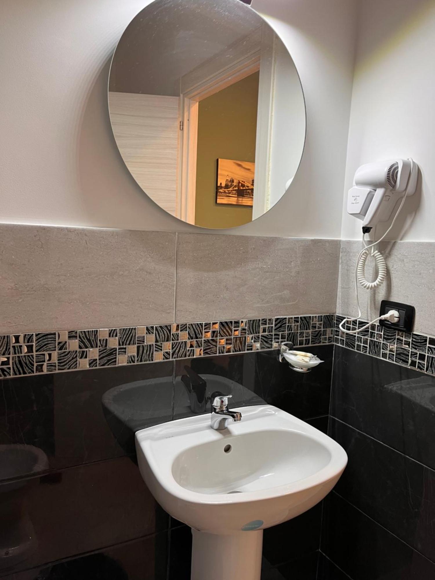 Oceania Hotels Napoli Экстерьер фото