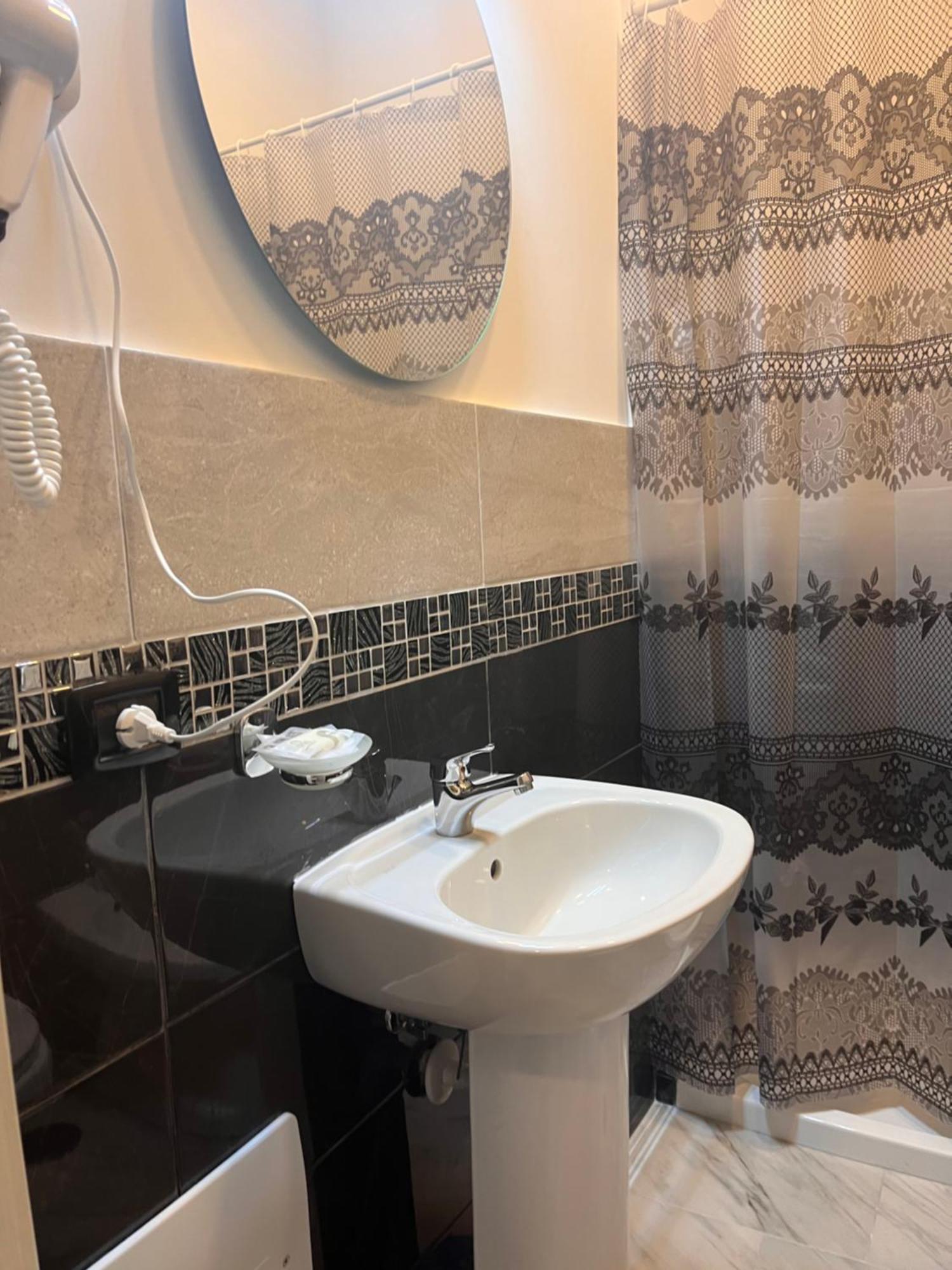 Oceania Hotels Napoli Экстерьер фото