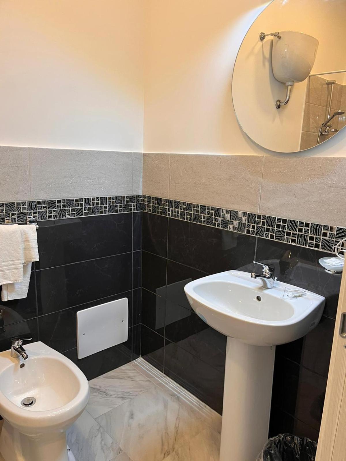 Oceania Hotels Napoli Экстерьер фото