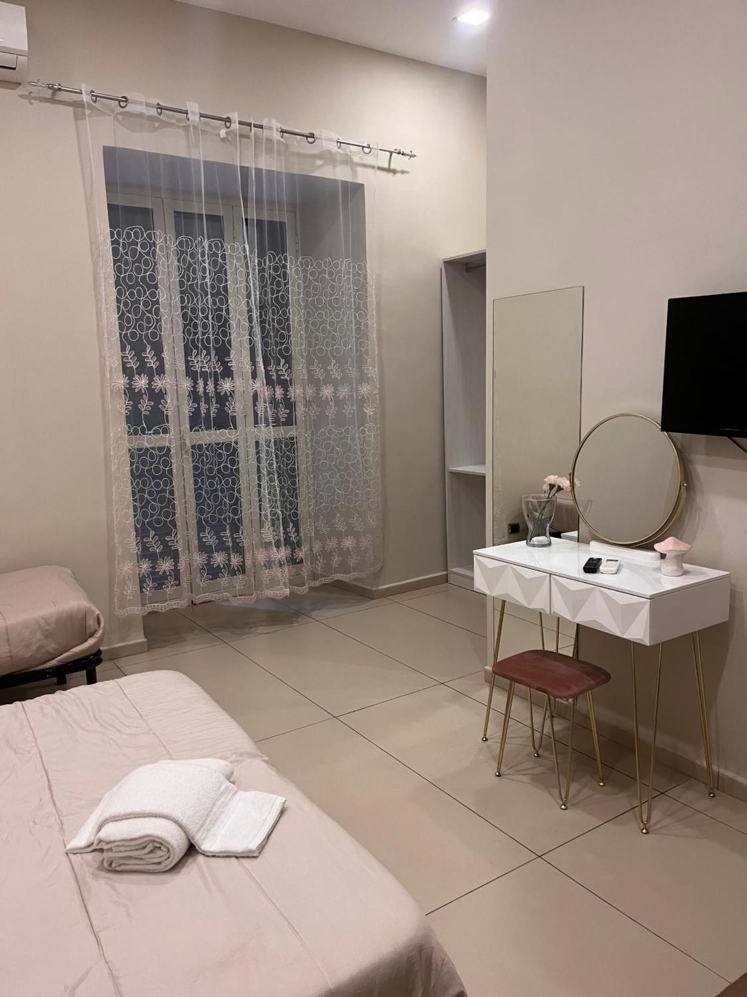 Oceania Hotels Napoli Экстерьер фото