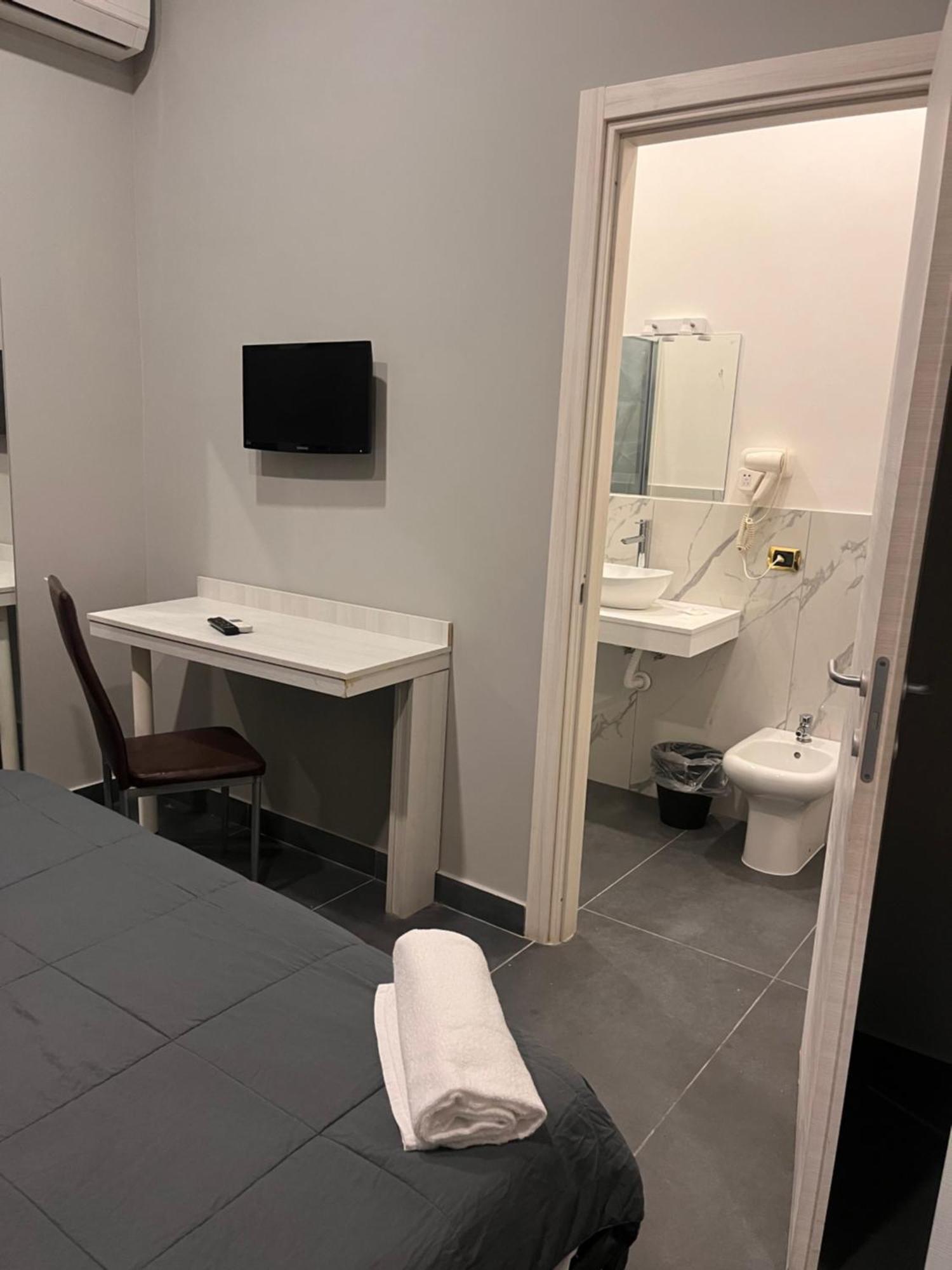 Oceania Hotels Napoli Экстерьер фото