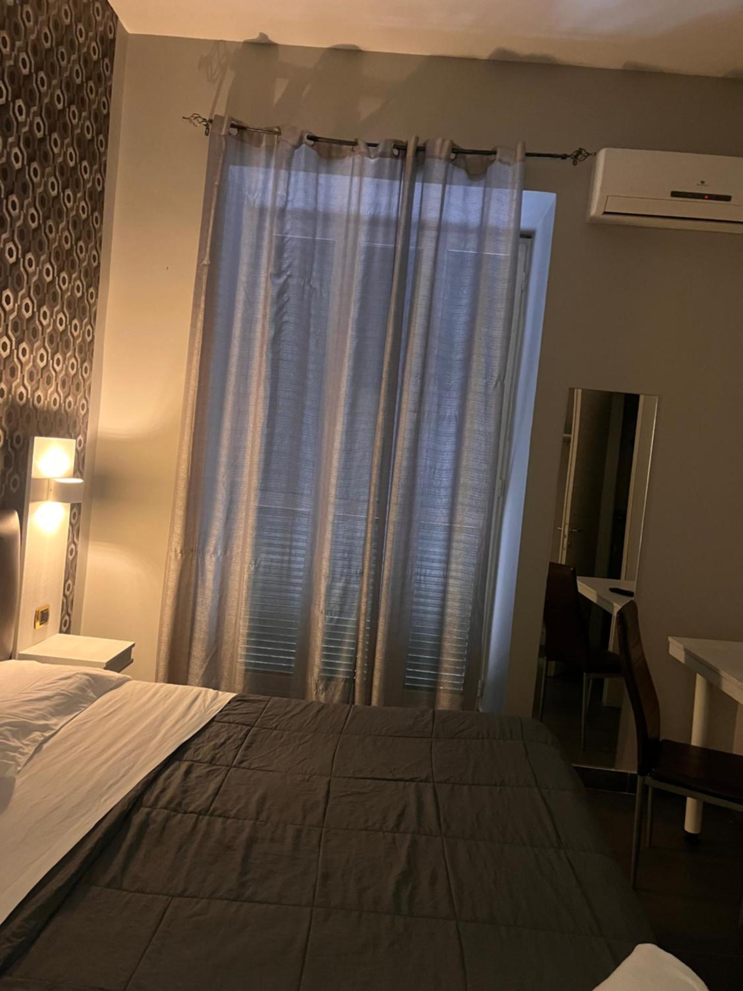 Oceania Hotels Napoli Экстерьер фото